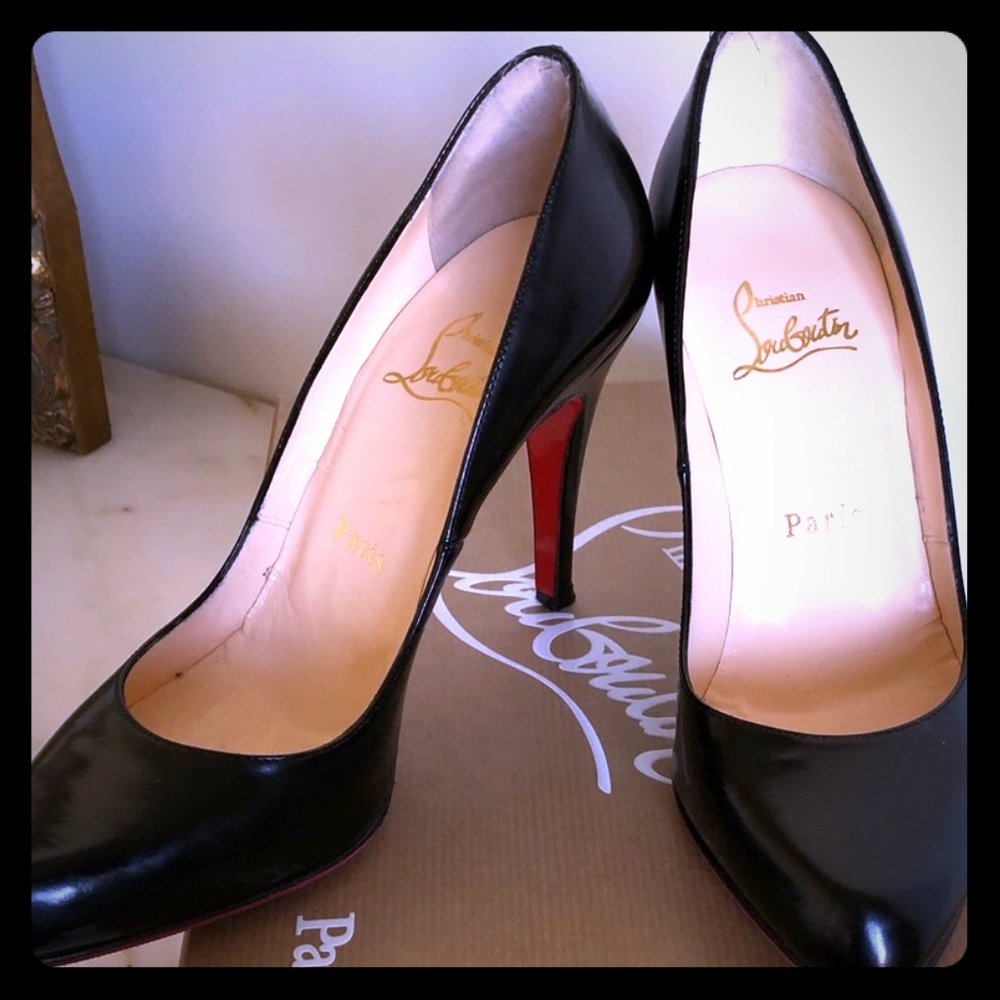 Black Christian Louboutin  Decollete heels.